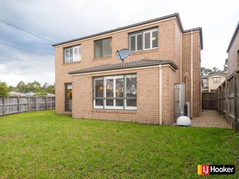 16 Magento Place, Prestons NSW 2170