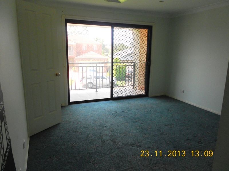 8 Chienti Place, Prestons NSW 2170