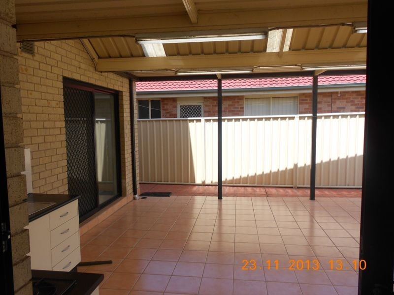 8 Chienti Place, Prestons NSW 2170