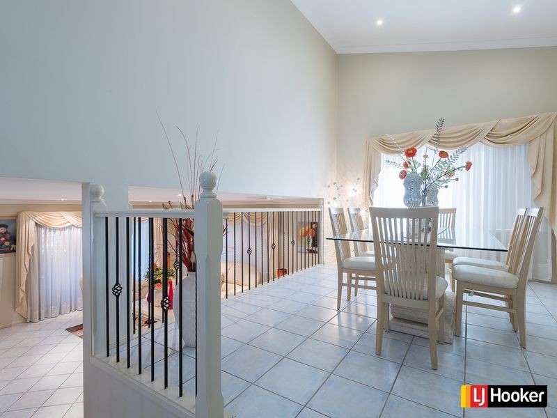 9 Curac Place, Casula NSW 2170