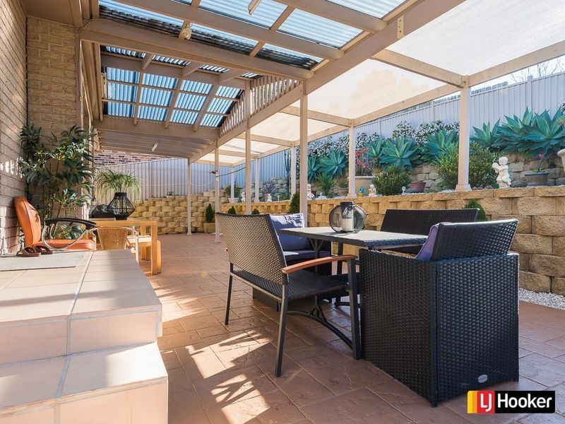 9 Curac Place, Casula NSW 2170
