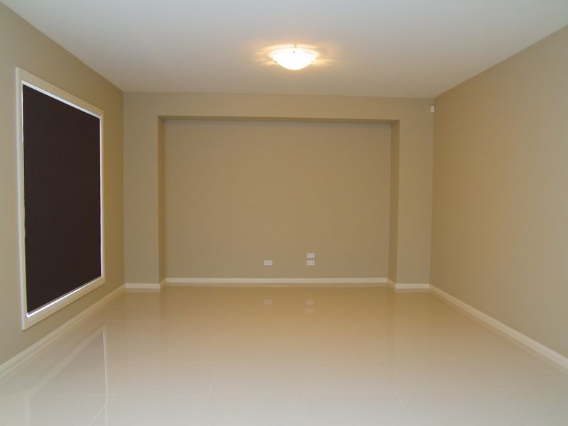 72 Explorers Street, Gregory Hills NSW 2557