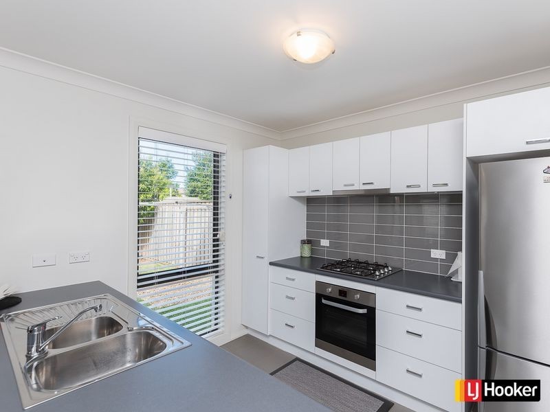 29A Northampton Drive, Glenfield NSW 2167