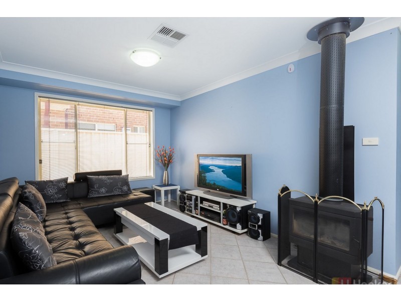 1 Clipper Close, Chipping Norton NSW 2170