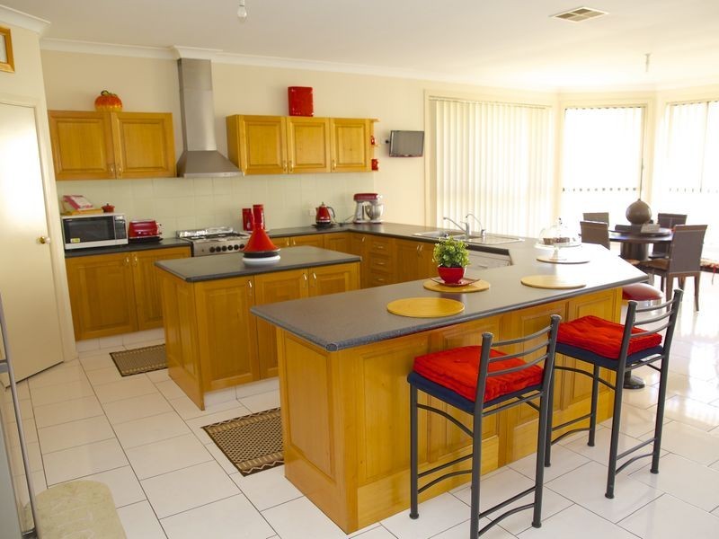 61 Lycett Avenue, West Hoxton NSW 2171