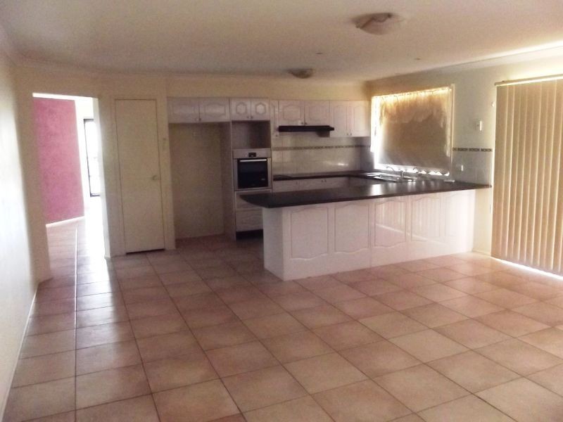 6 Bega Close, Prestons NSW 2170