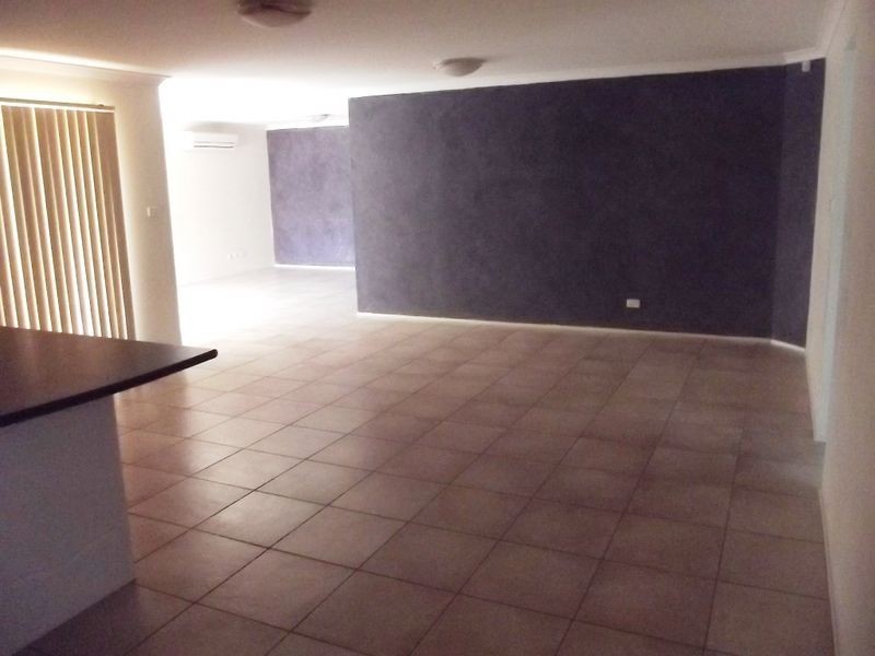 6 Bega Close, Prestons NSW 2170