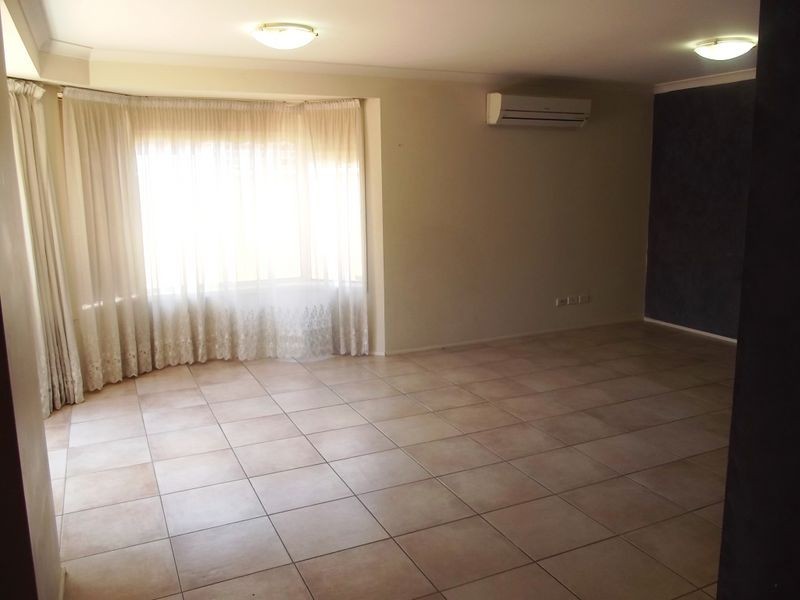 6 Bega Close, Prestons NSW 2170