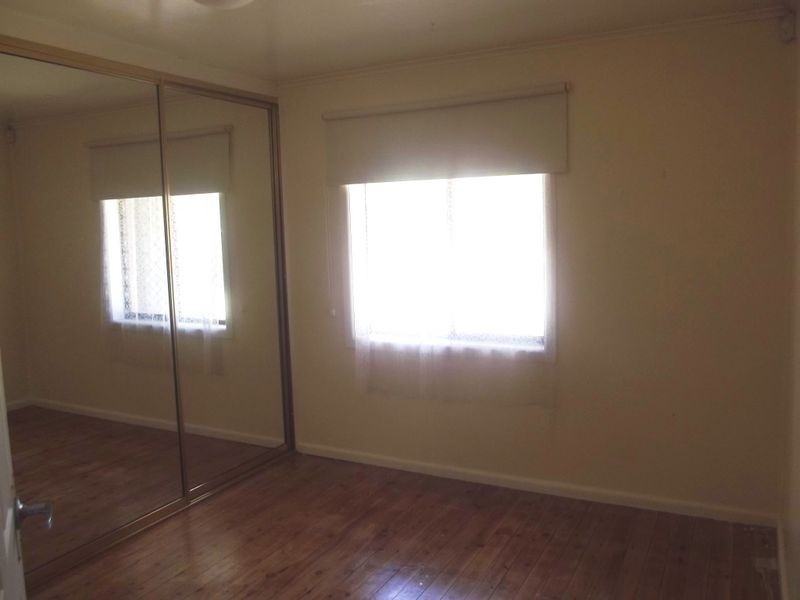 25 Tully Avenue, Liverpool NSW 2170