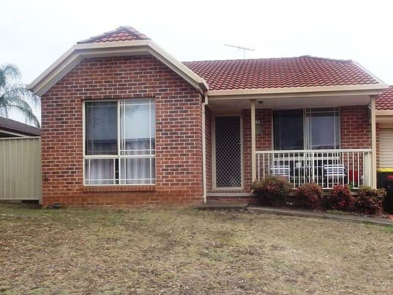 1/68 Myall Road, Casula NSW 2170