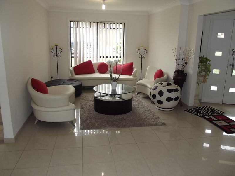 37 Flame Tree Street, Casula NSW 2170