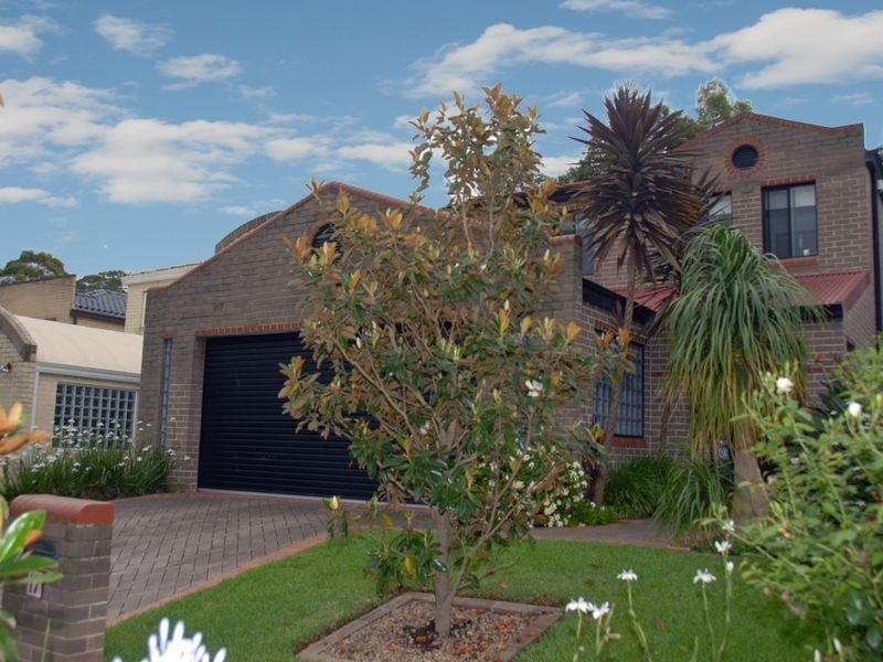17 Wattle Road, Casula NSW 2170
