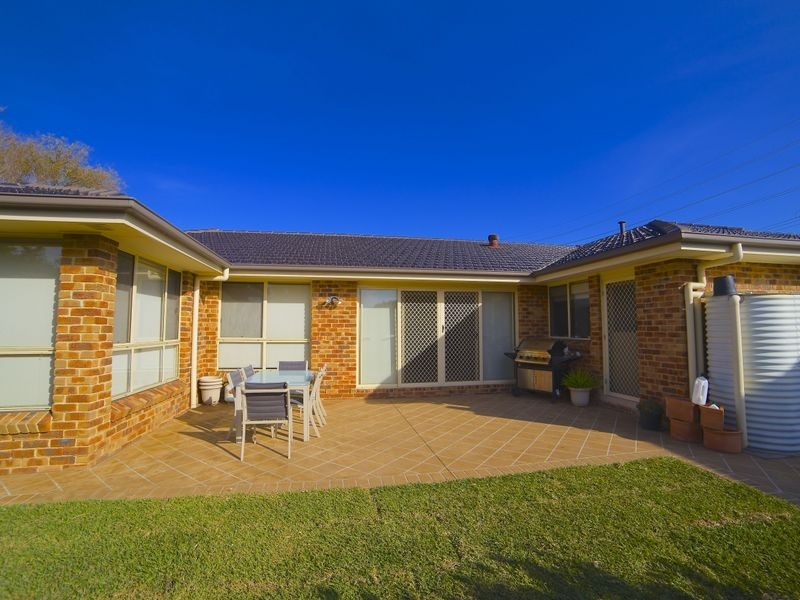 2 Canberra Ave, Casula NSW 2170