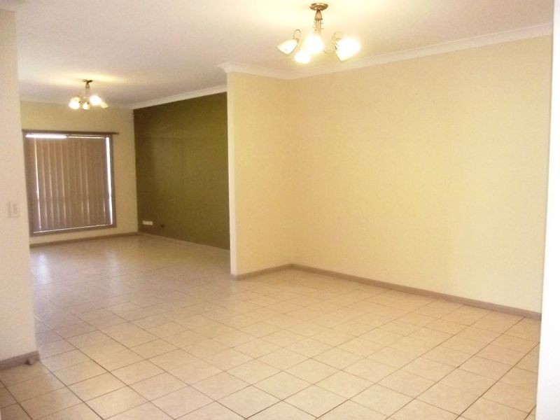 18A Kitson Way, Casula NSW 2170