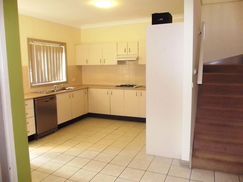 18A Kitson Way, Casula NSW 2170