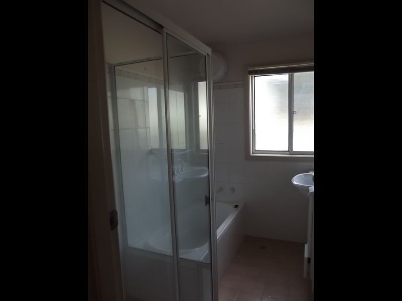 42 Waratah Avenue, Casula NSW 2170