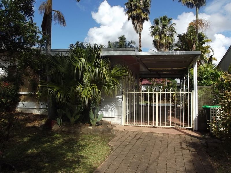 42 Waratah Avenue, Casula NSW 2170