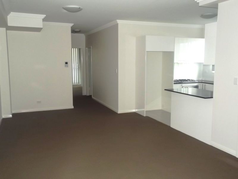 23/2 Kurrajong Road, Casula NSW 2170