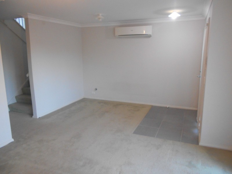 51 Atlantic Boulevard, Glenfield NSW 2167