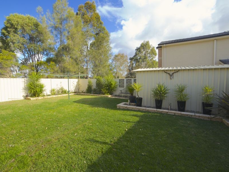 60 Harraden Drive, West Hoxton NSW 2171