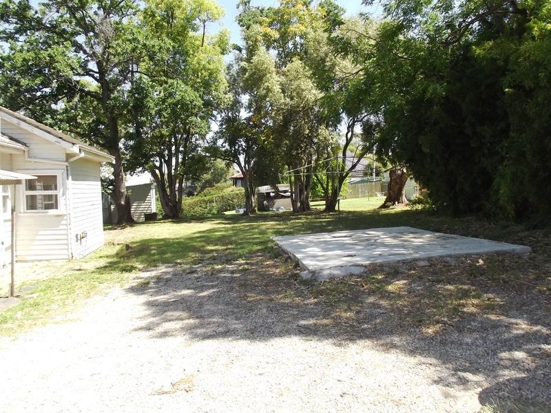 9 Dunmore Crescent, Casula NSW 2170