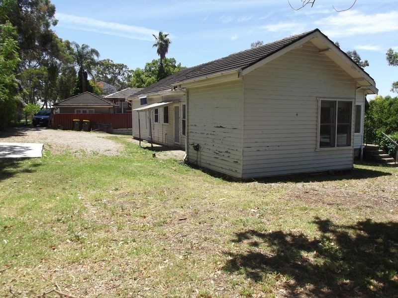 9 Dunmore Crescent, Casula NSW 2170