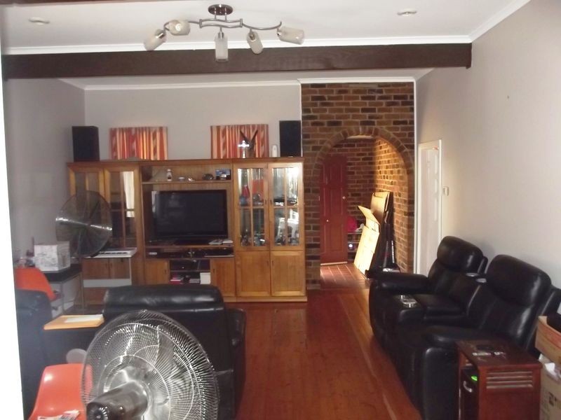 14 Cedar Road, Prestons NSW 2170