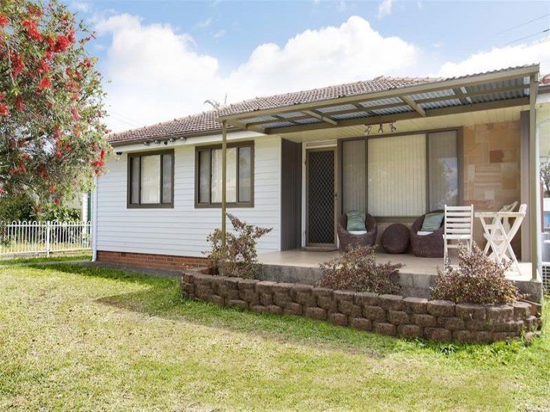 7 Ida Avenue, Lurnea NSW 2170