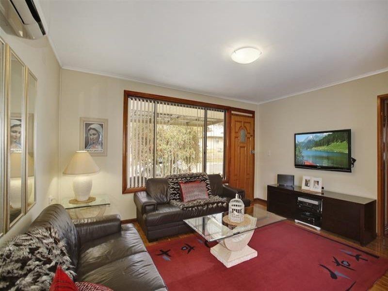 7 Ida Avenue, Lurnea NSW 2170