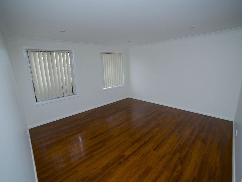 2 Kendall Drive, Casula NSW 2170