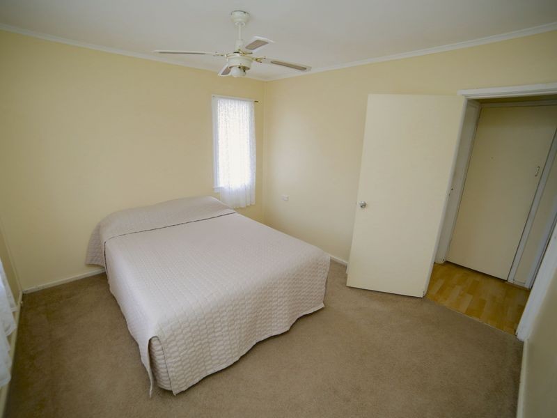 7 Dunrossil Avenue, Casula NSW 2170