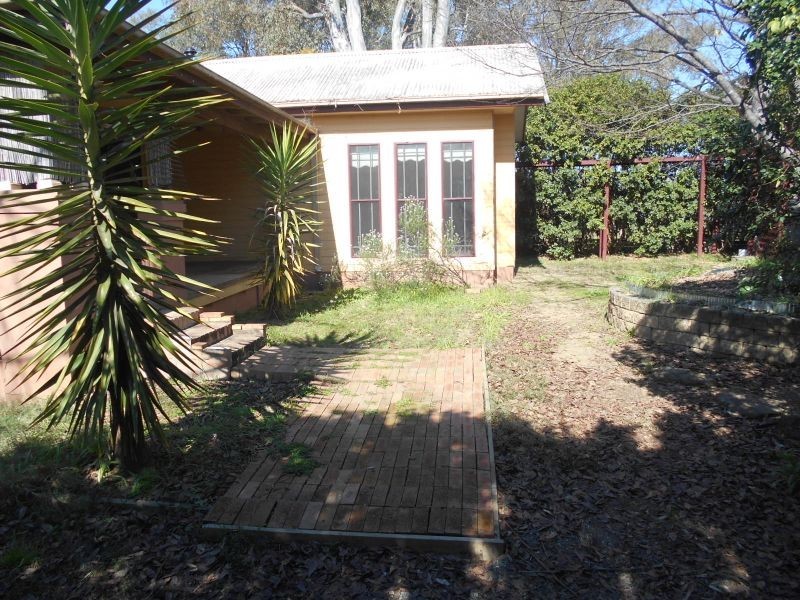 66 Kent Street, Minto NSW 2566