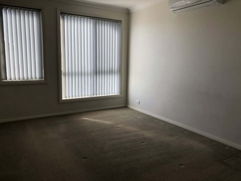 24 Grenada Road, Glenfield NSW 2167