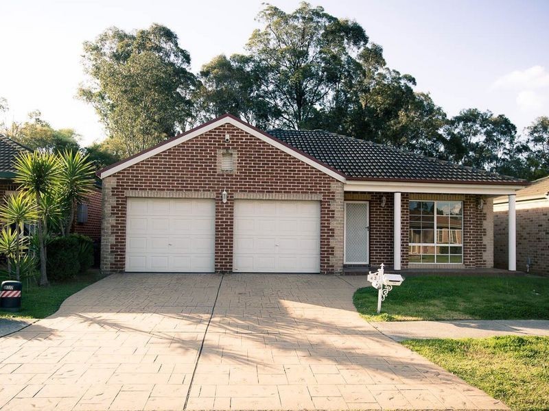 43 Slessor Road, Casula NSW 2170