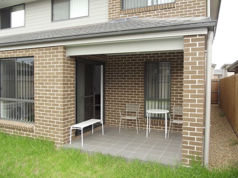 14 Callinan Cres, Denham Court NSW 2565