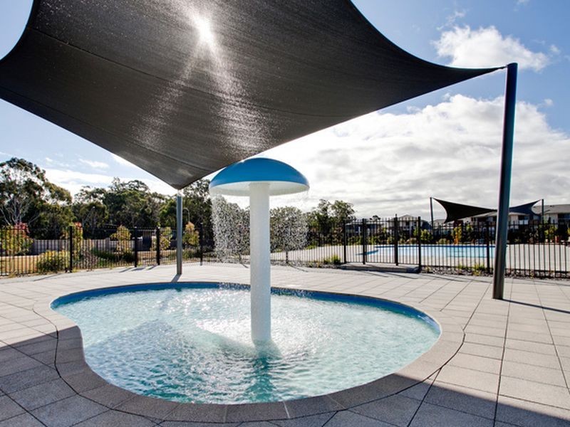 14 Callinan Cres, Denham Court NSW 2565