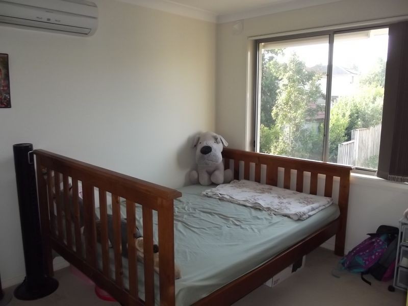 7 Mary Ann Drive, Glenfield NSW 2167