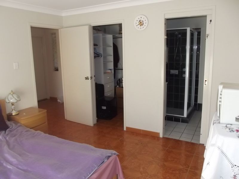 3 Melba Place, Casula NSW 2170