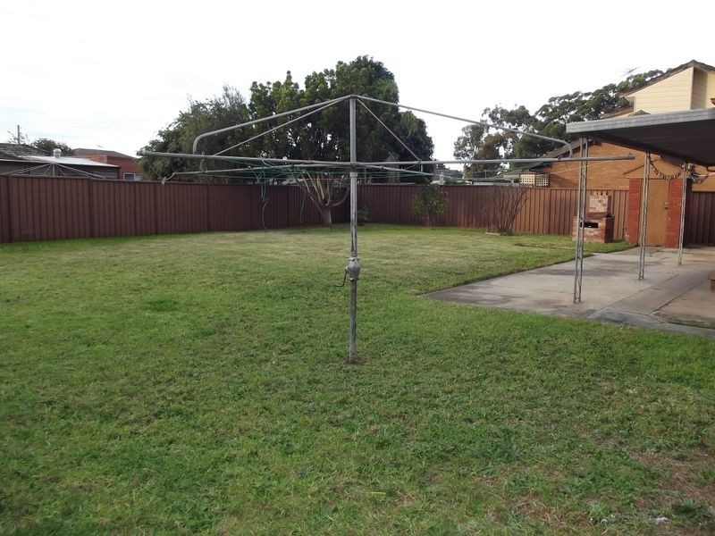 9 Hillcrest Avenue, Moorebank NSW 2170