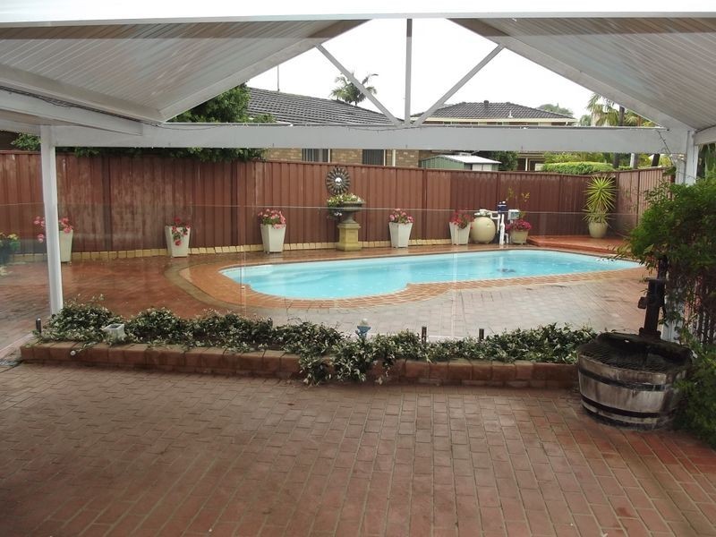 11 Trainer Avenue, Casula NSW 2170