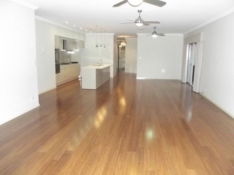 8 Lancaster Street, Gregory Hills NSW 2557