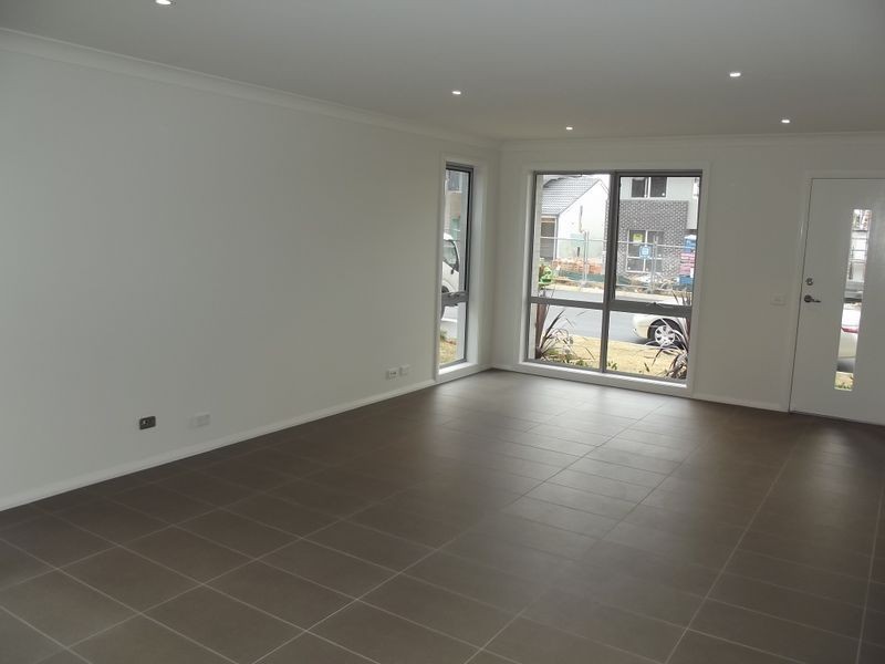 12 Britannia Drive, Glenfield NSW 2167