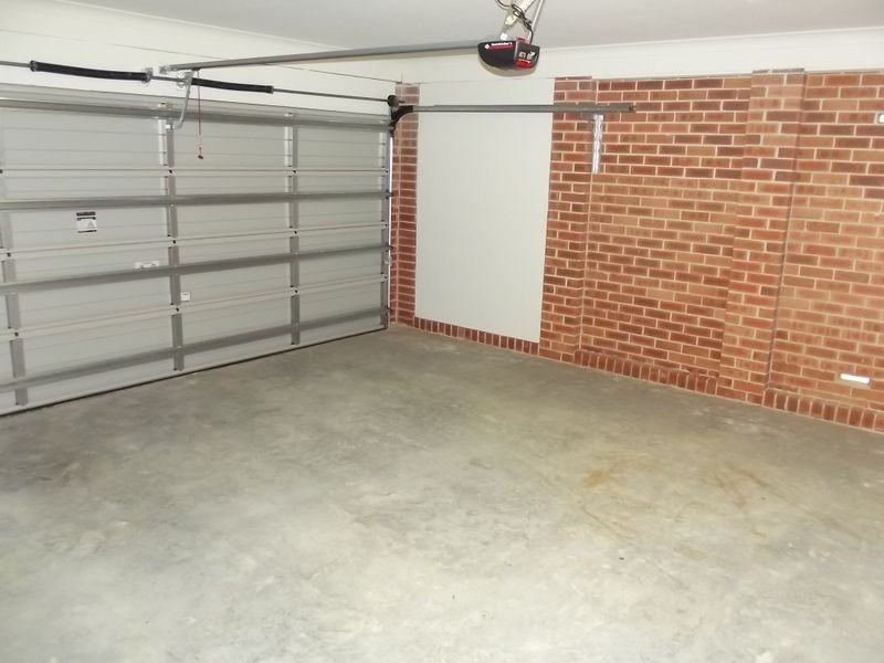 12 Britannia Drive, Glenfield NSW 2167