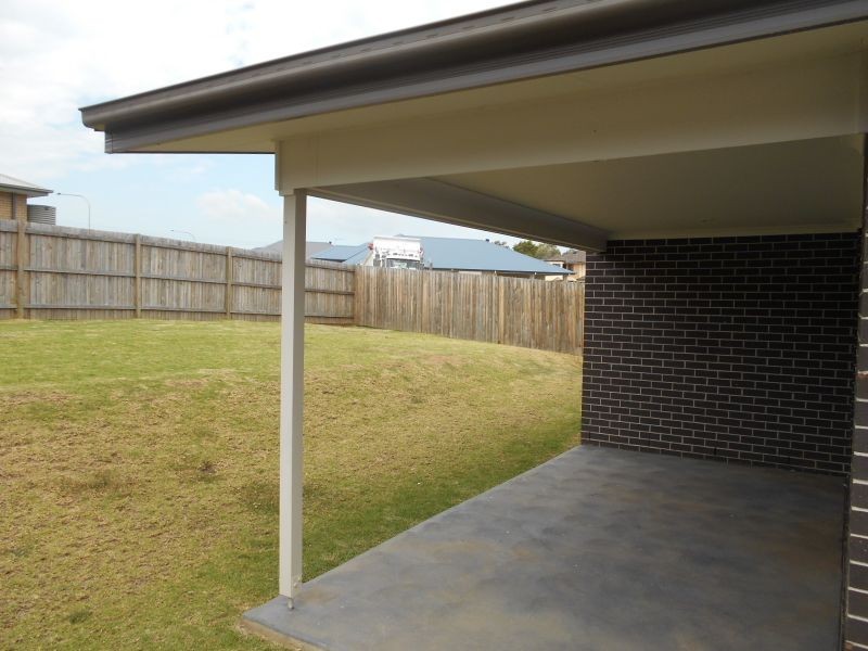 6 Ascot Drive, Currans Hill NSW 2567