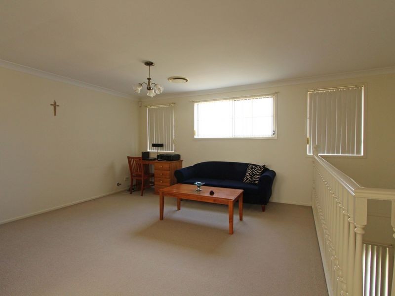 1 Vlatko Drive, West Hoxton NSW 2171