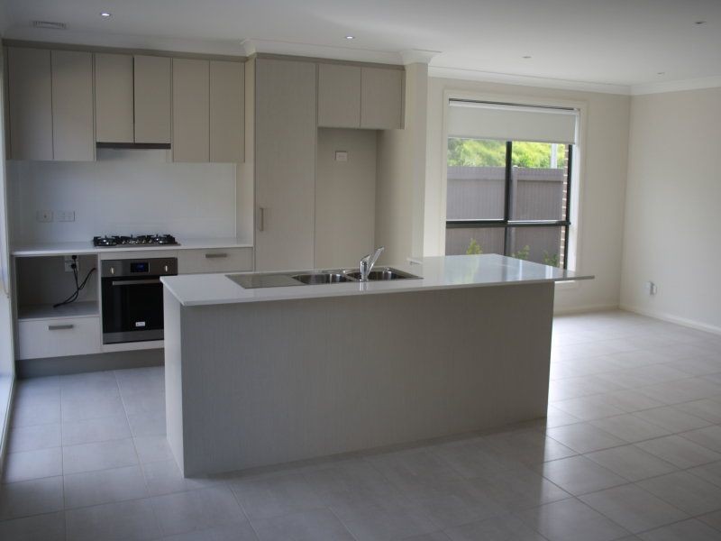 25 Boab Pl, Casula NSW 2170