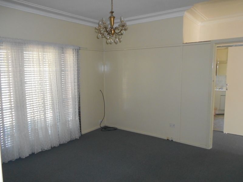 31 Carnation Avenue, Casula NSW 2170