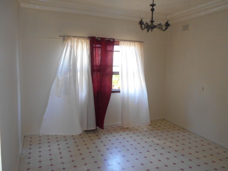 31 Carnation Avenue, Casula NSW 2170