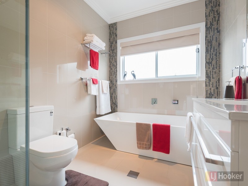 5 Balgownie Road, Prestons NSW 2170