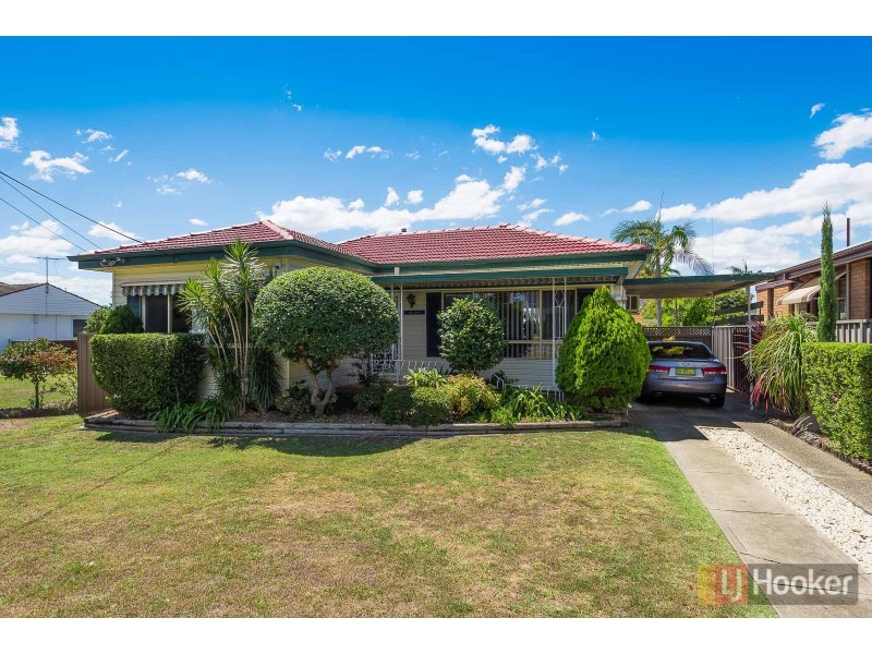 19 Graham Avenue, Casula NSW 2170